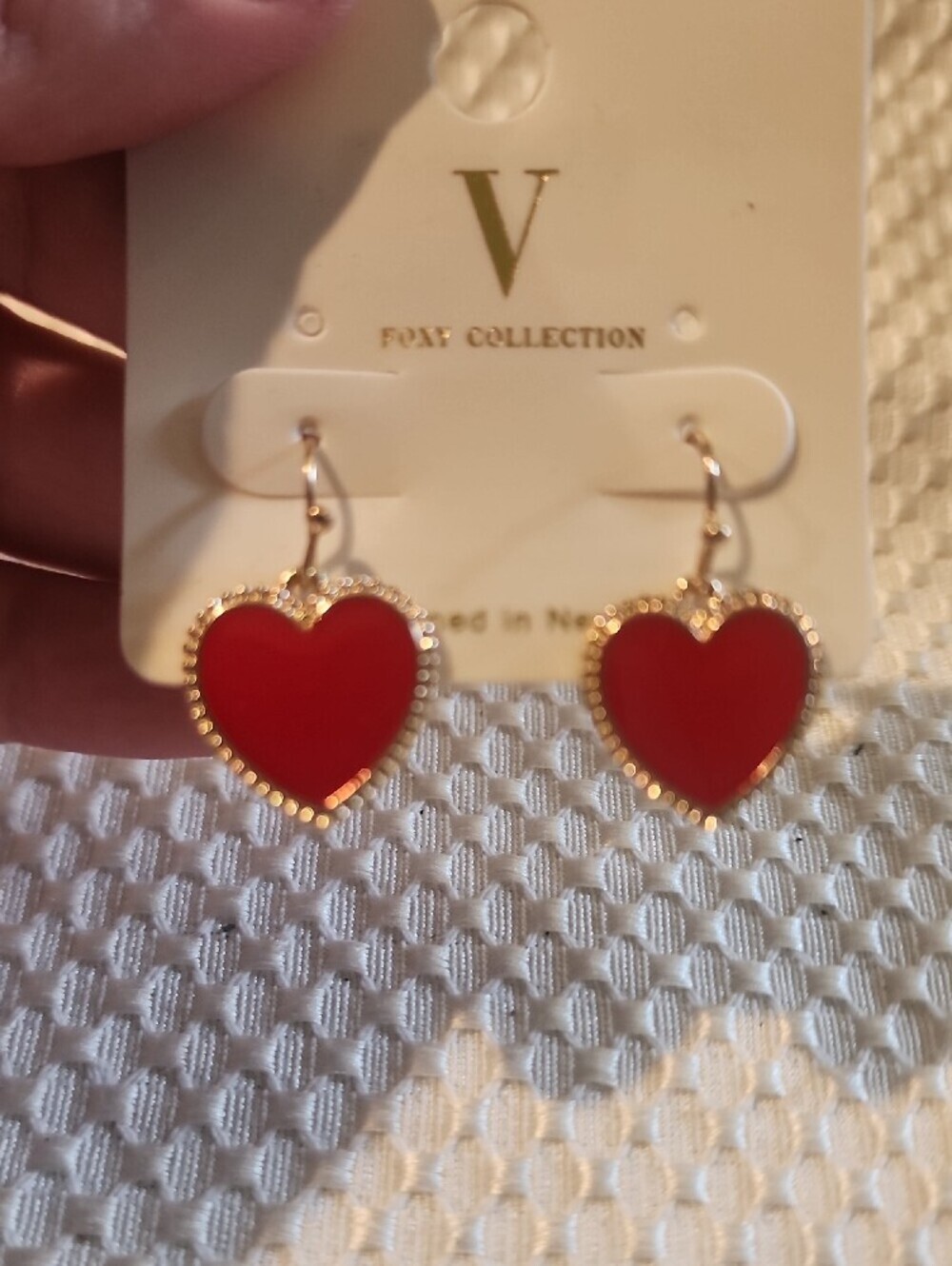 Red Heart Dangle Earrings - Picture 4 of 5